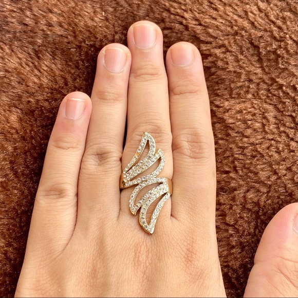 💍Stone Studded ring for Women💍 - Picture 2 of 4